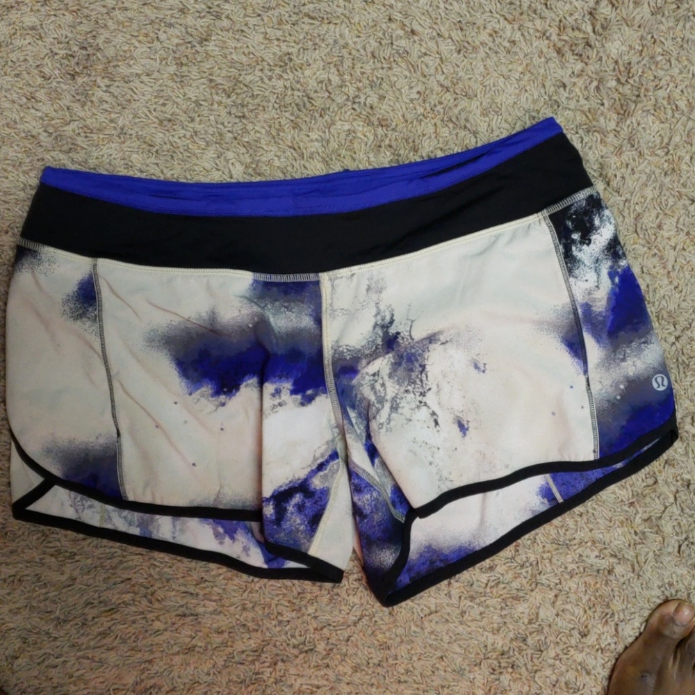 Lulu galaxy shorts
